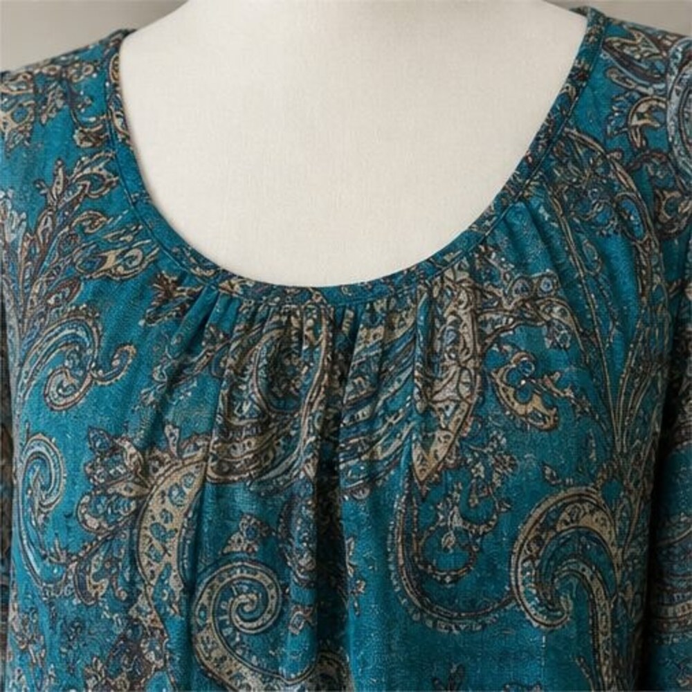 Gray Tunic Blouse - Picture 4 of 6